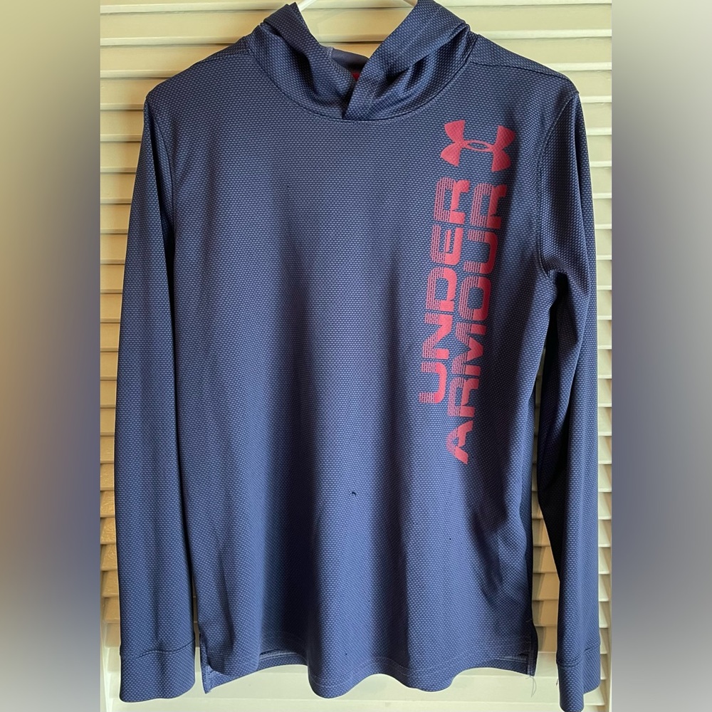 YXL unisex Under Armour lightweight pullover hoodie